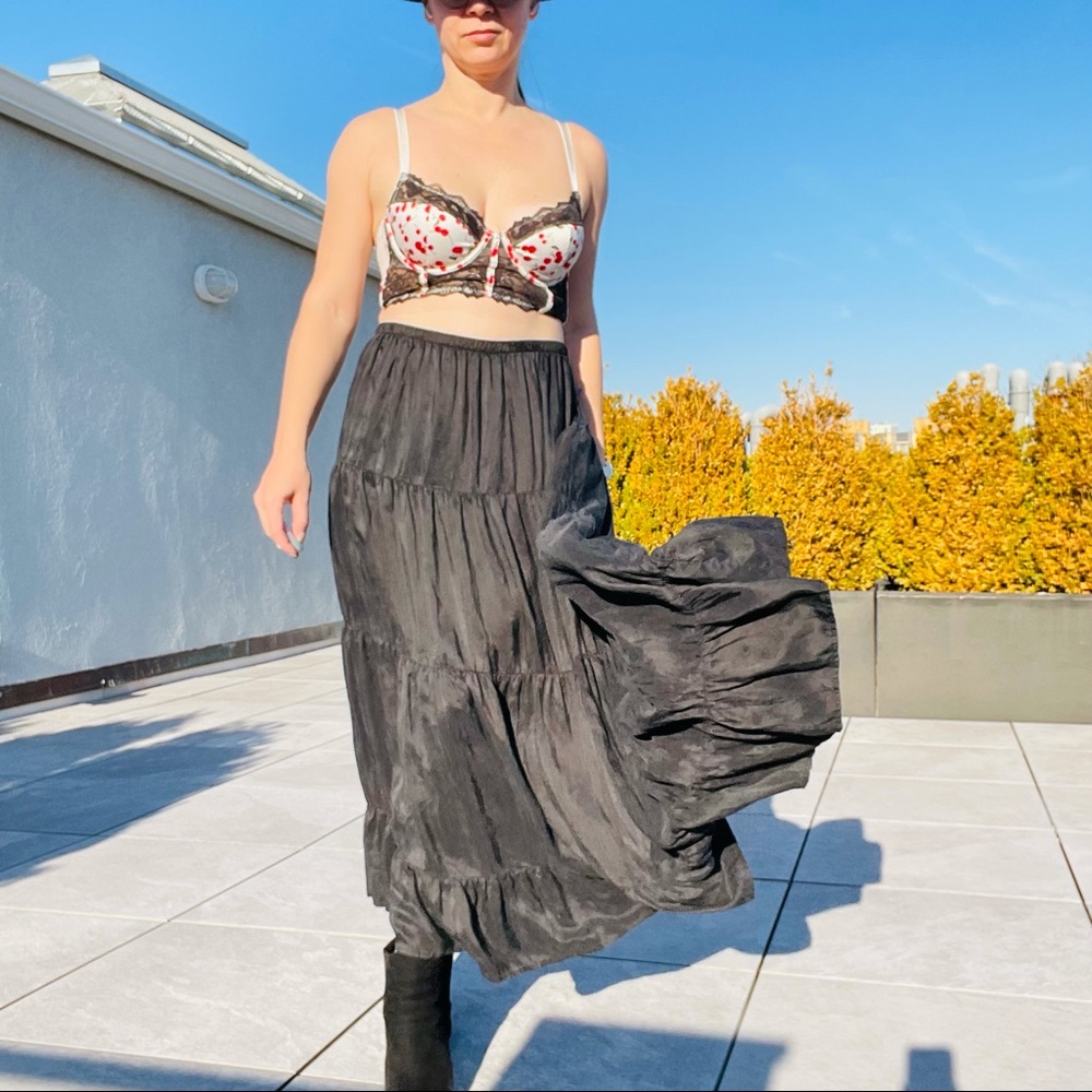 DIALOGUE 100% Silk Layered Tiered Elastic Waistband Maxi Black Full Circle Skirt - Picture 7 of 17